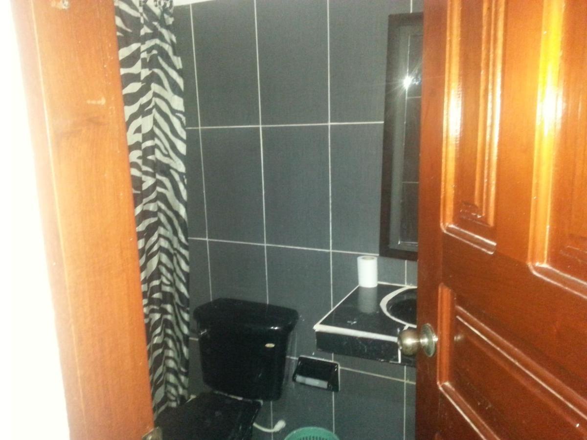 Hostal Selvatrip Leticia Esterno foto